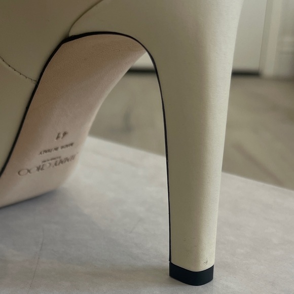 NIB. Jimmy Choo Mavis 85 Women’s Leather Boots in Linen (cream/white). EU 41 - Picture 10 of 15